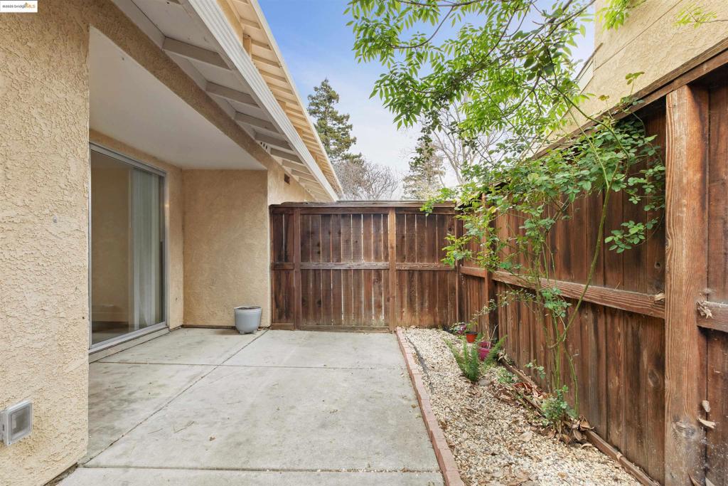 GRANDE VILLAGE - Residential