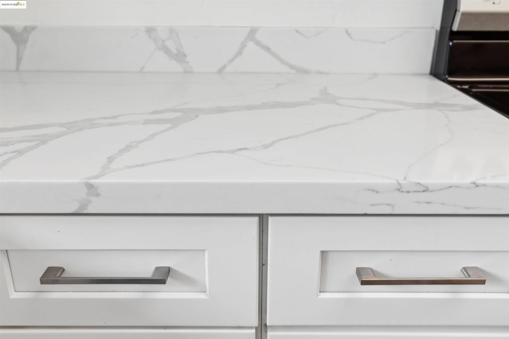 GRANDE VILLAGE - Residential