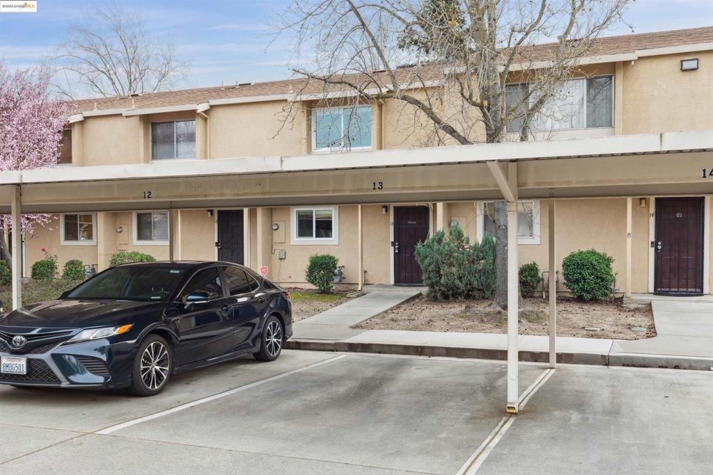 GRANDE VILLAGE - Residential