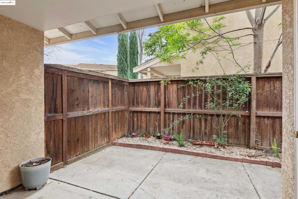 GRANDE VILLAGE - Residential