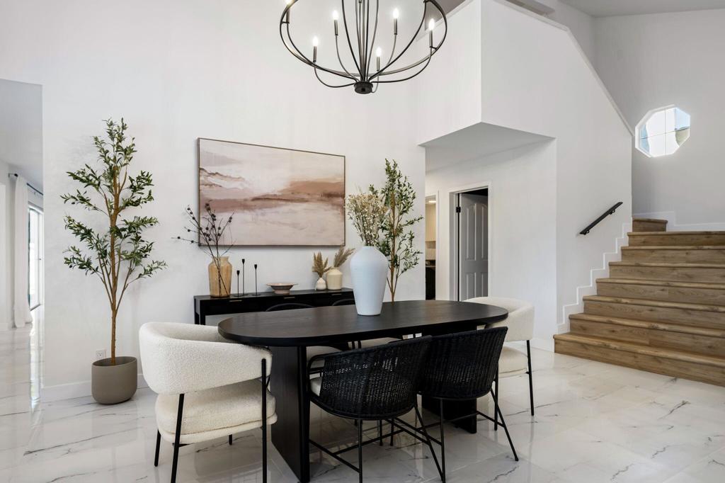 Regency Palms - Residential