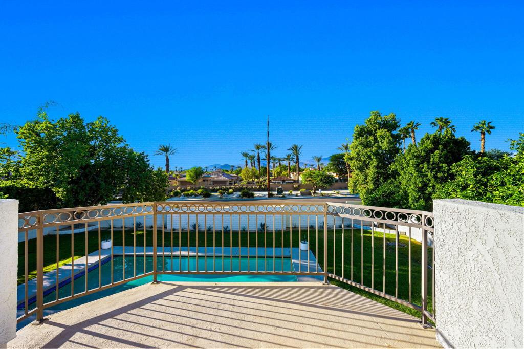 Regency Palms - Residential
