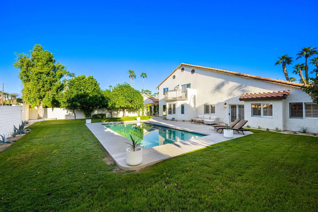 Regency Palms - Residential