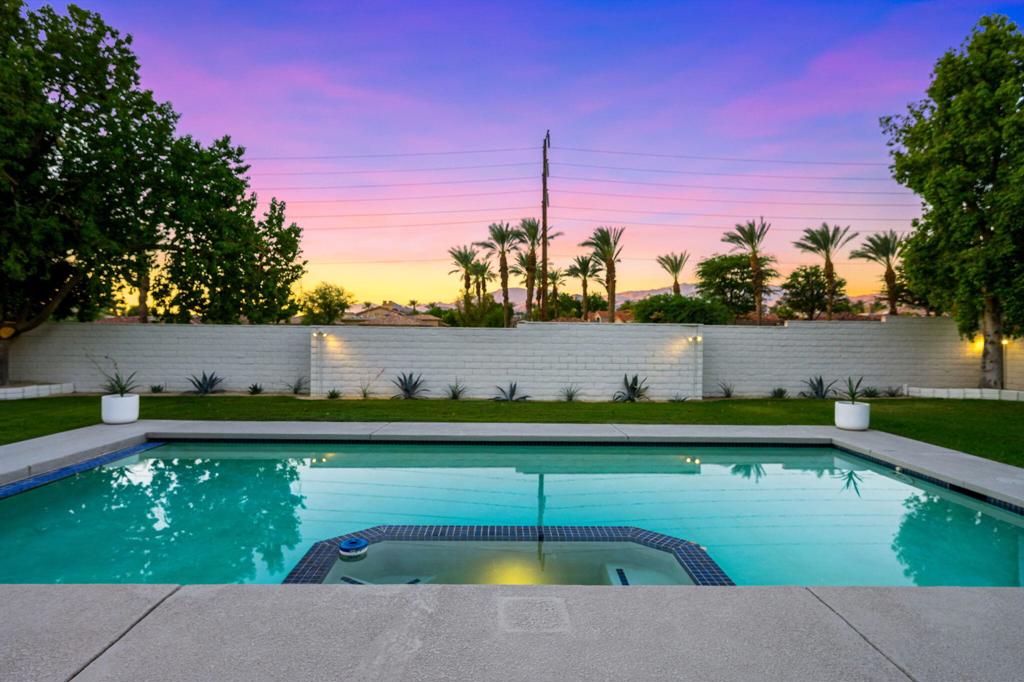 Regency Palms - Residential