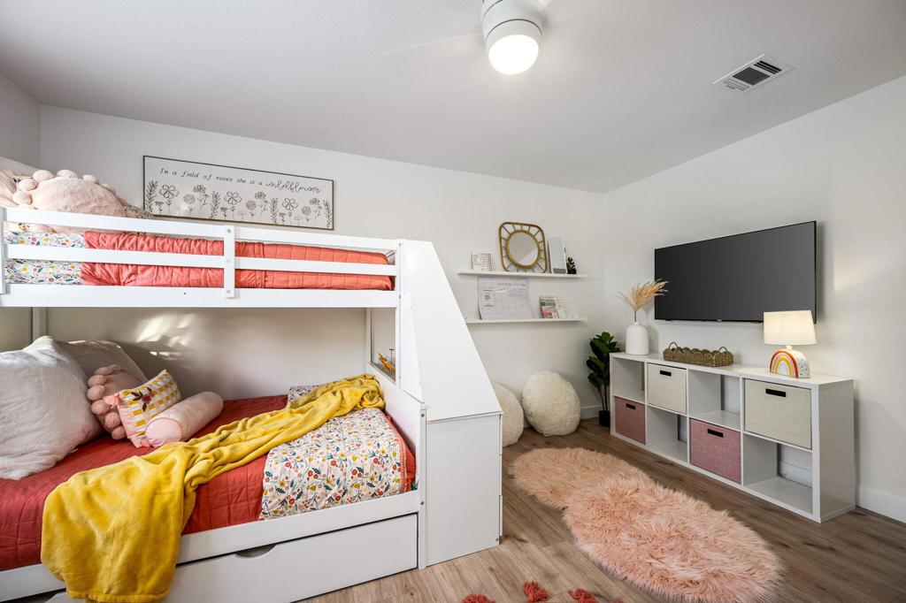 Regency Palms - Residential
