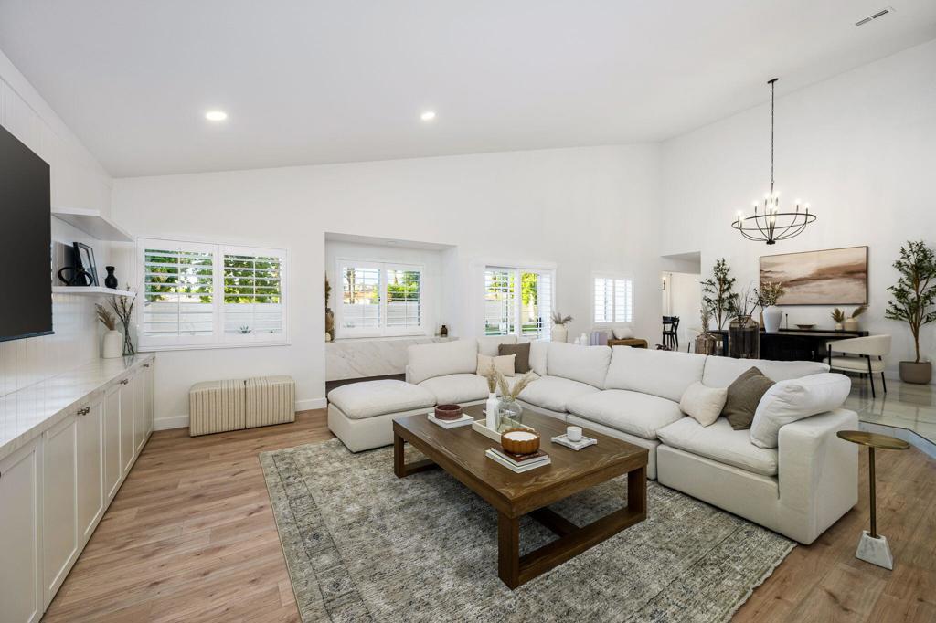 Regency Palms - Residential