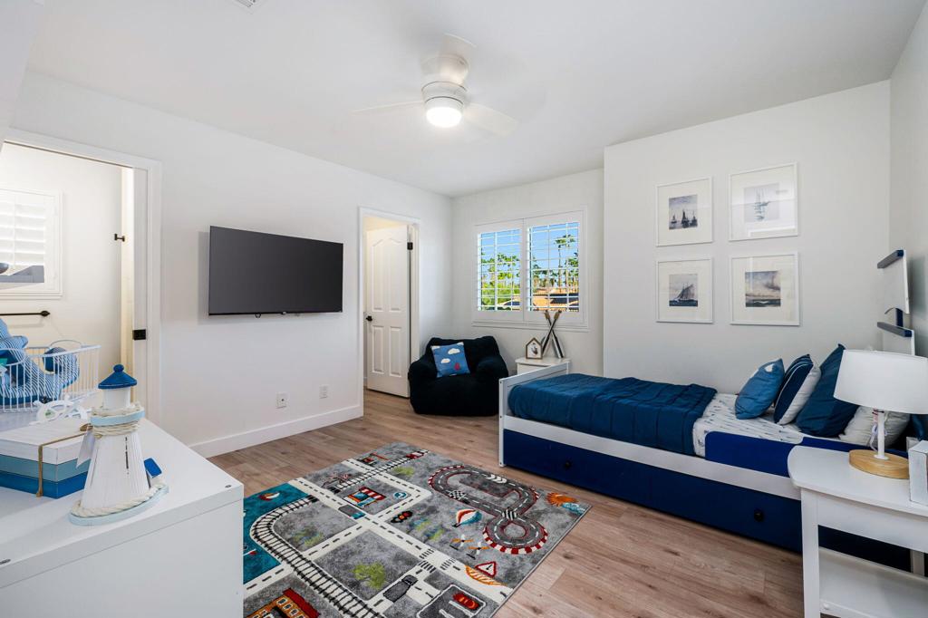 Regency Palms - Residential