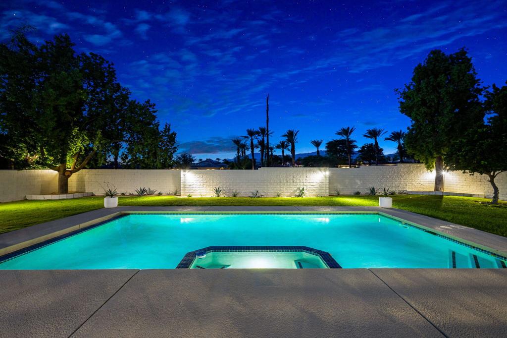 Regency Palms - Residential