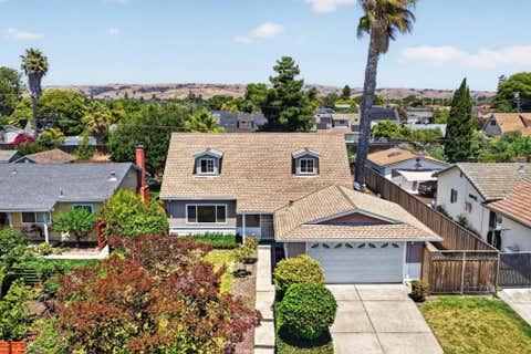 Photo of 36462 Buckeye Street, Newark, CA 94560 (MLS # ML82051437)