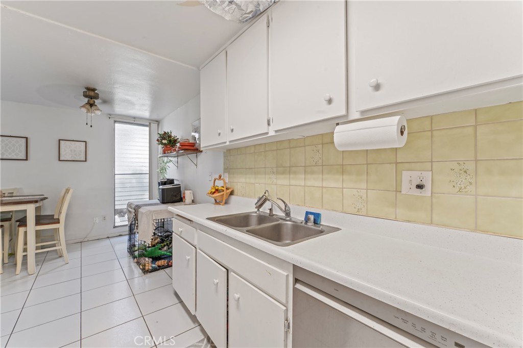 Buena Ventura Gardens (2809) - Residential
