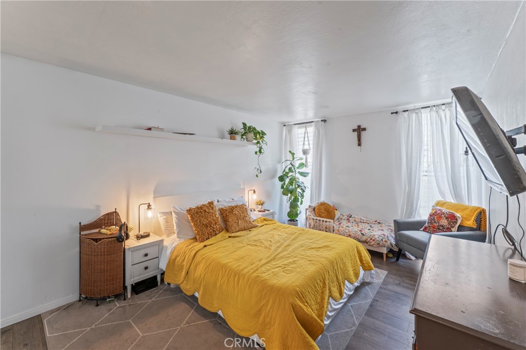 Buena Ventura Gardens (2809) - Residential