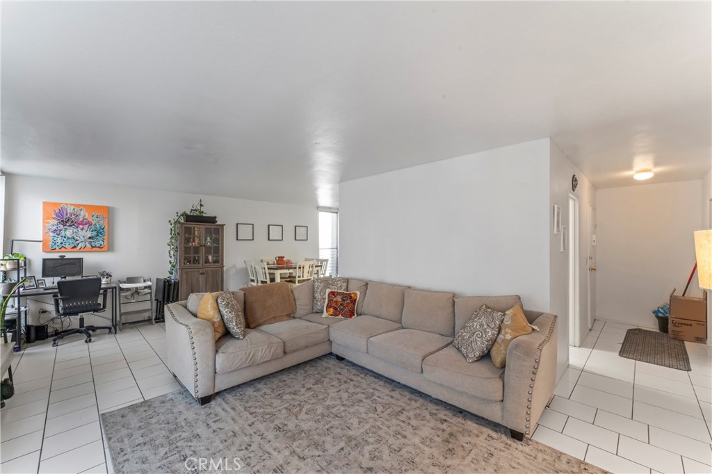 Buena Ventura Gardens (2809) - Residential
