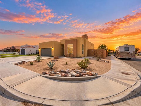 Photo of 861 Aurora Way, Blythe, CA 92225 (MLS # 219153822DA)