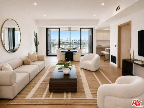 Photo of 1257 N Detroit Street #401, West Hollywood, CA 90046 (MLS # 26851103)