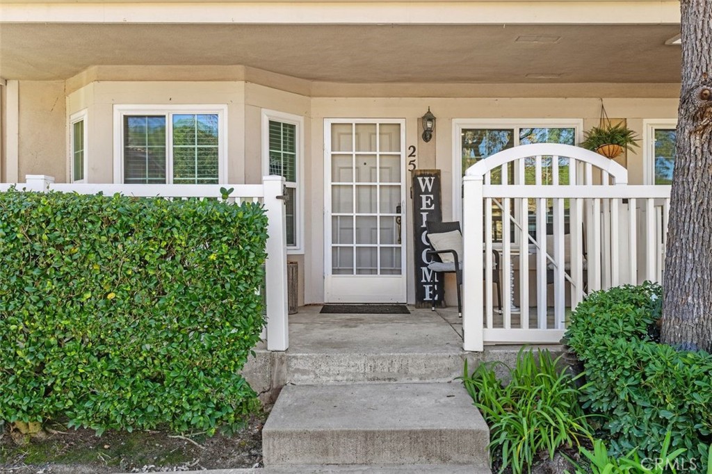 19801 Meadow Ridge 25