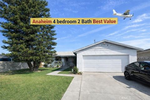 Photo of 1615 E Crestlane Ave, Anaheim, CA 92805 (MLS # RS26081524)