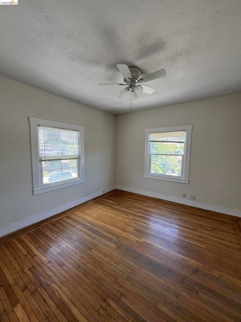 Photo of 2249 SPAULDING AVE Ave, Berkeley, CA 94703 (MLS # 41129082)