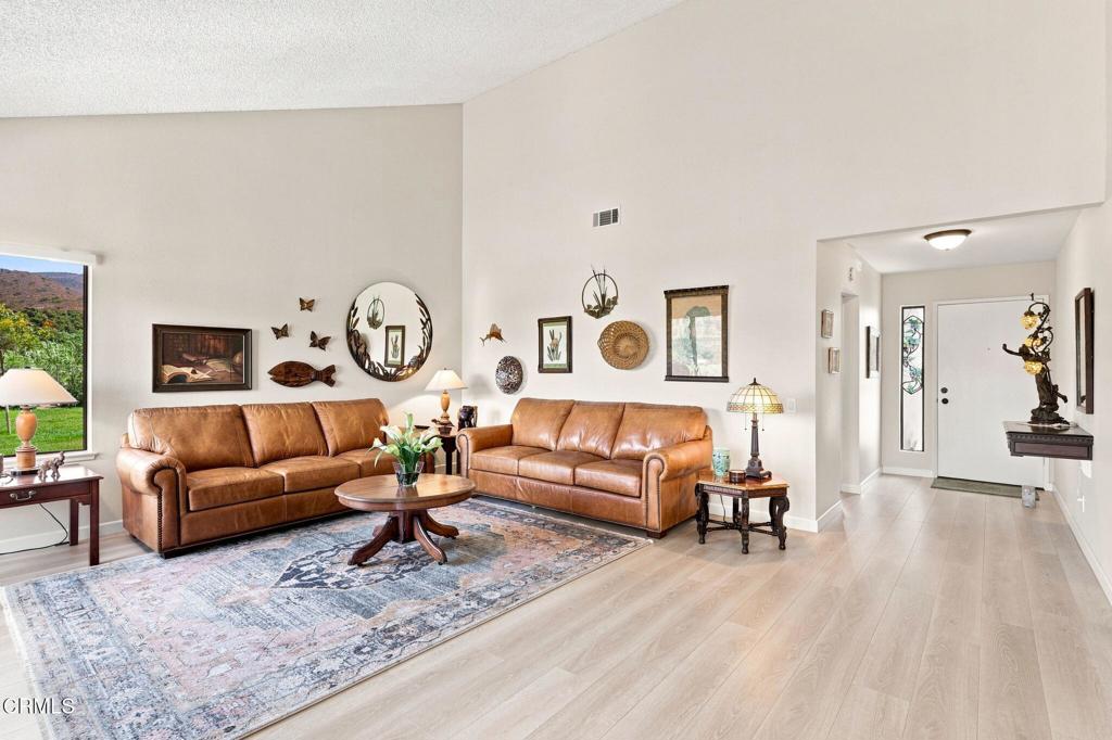 42062 Village 42