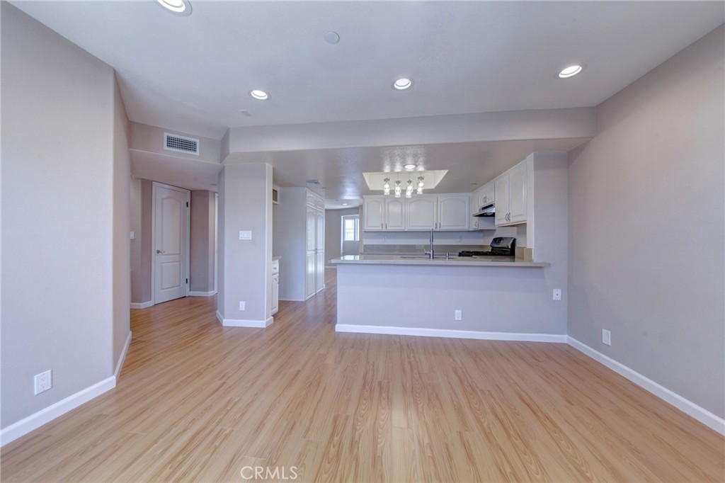 Not Applicable-105 - Residential Lease