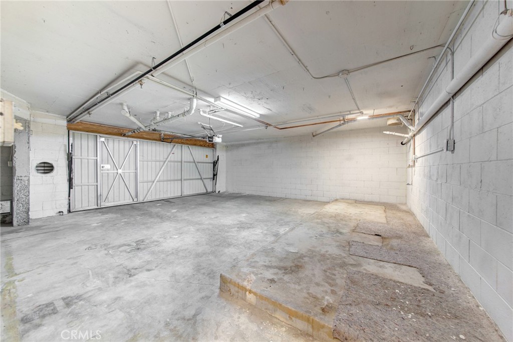 Not Applicable-105 - Residential Lease