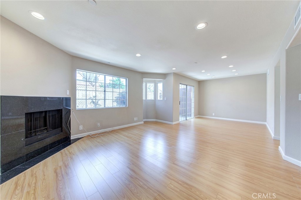 Not Applicable-105 - Residential Lease