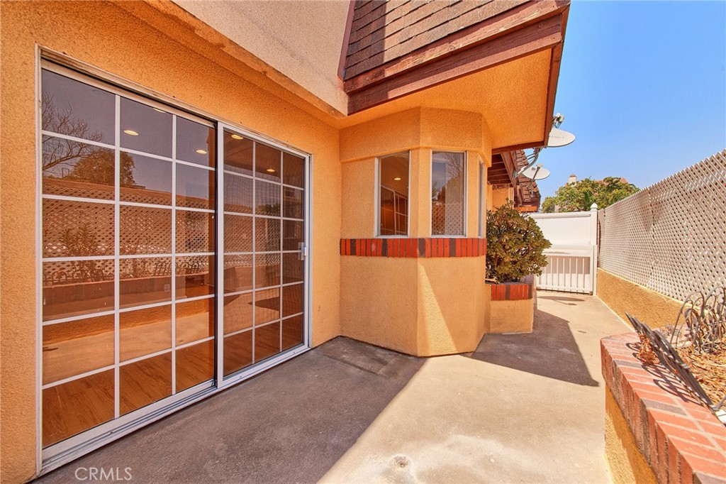 Not Applicable-105 - Residential Lease