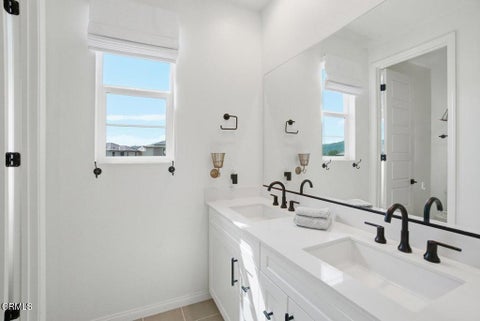 Tiny photo for 361 Allen Drive, Santa Paula, CA 93060 (MLS # V1-37173)