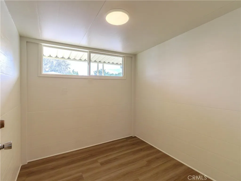 Corona, California 92882, United States, 2 Bedrooms Bedrooms, ,2 BathroomsBathrooms,Residential,Active,237640