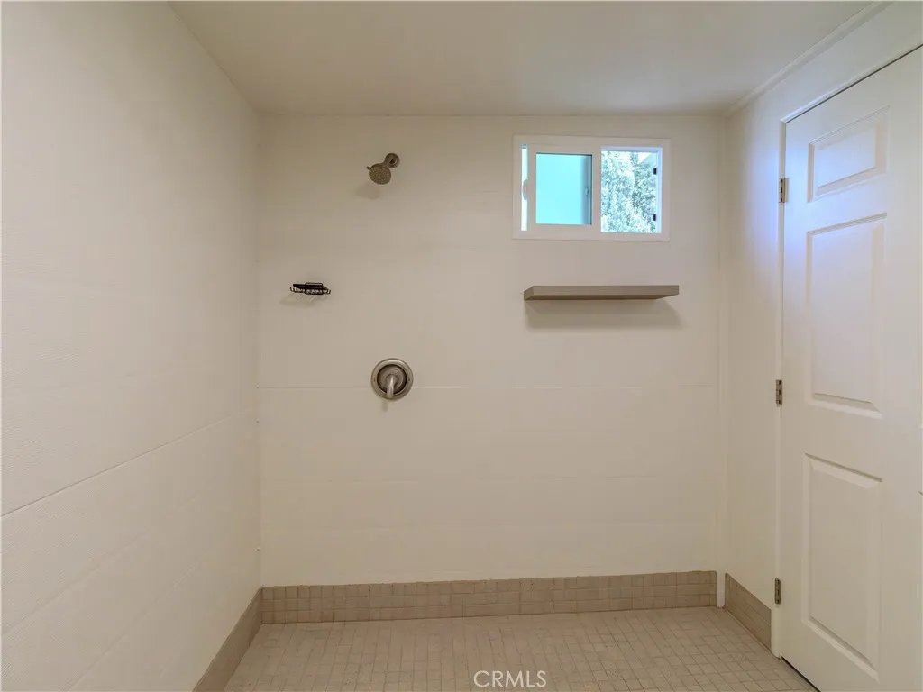 Corona, California 92882, United States, 2 Bedrooms Bedrooms, ,2 BathroomsBathrooms,Residential,Active,237640