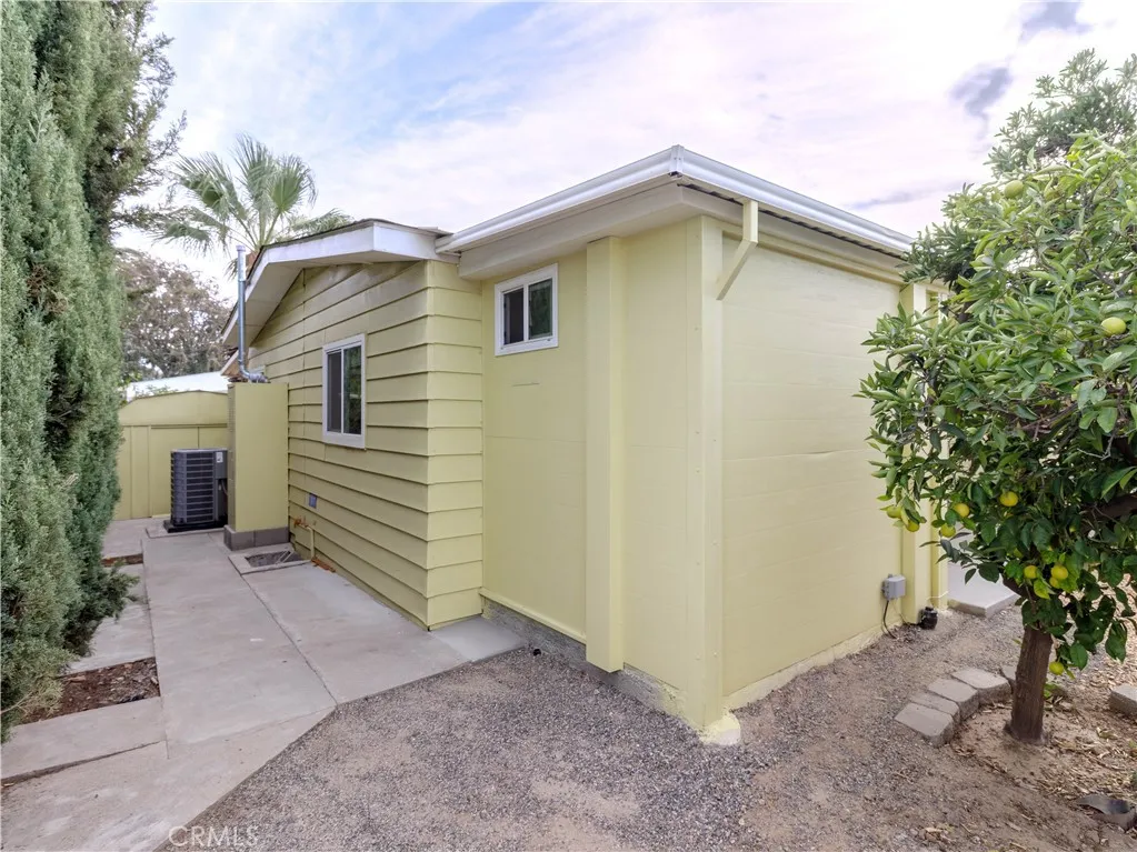 Corona, California 92882, United States, 2 Bedrooms Bedrooms, ,2 BathroomsBathrooms,Residential,Active,237640