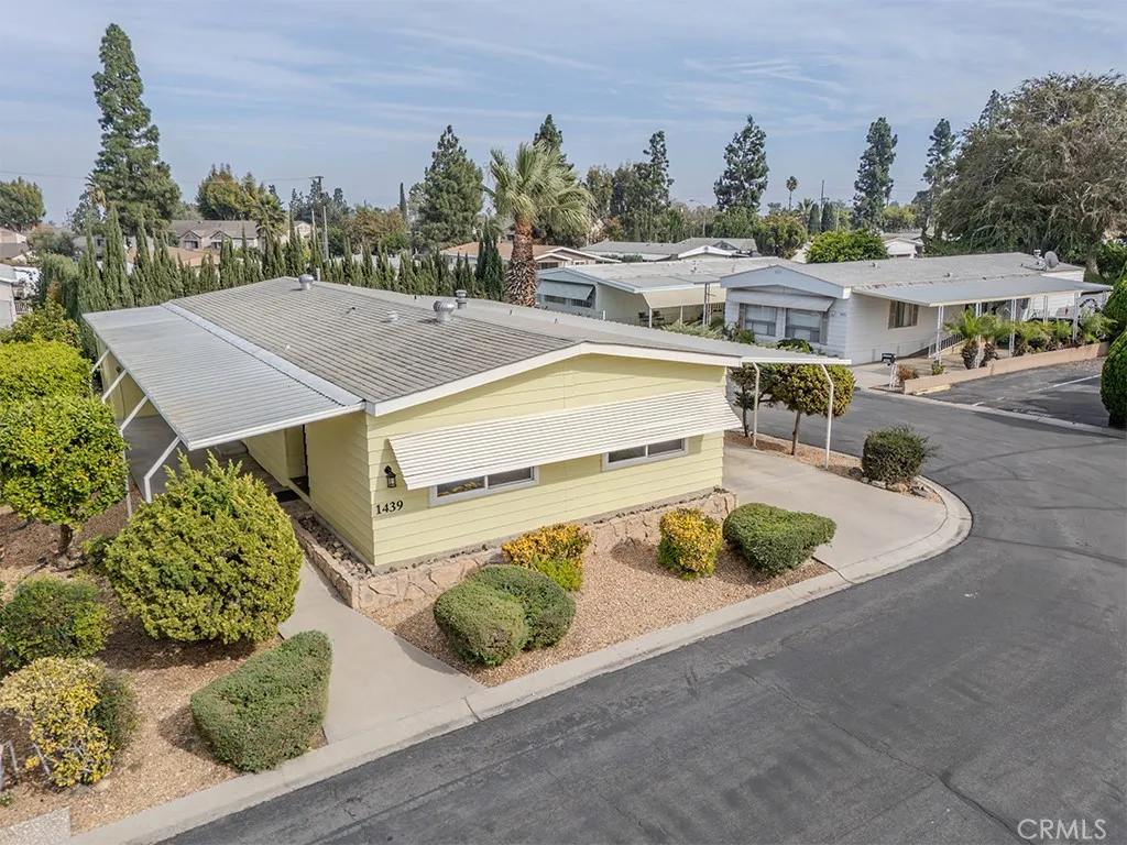 Corona, California 92882, United States, 2 Bedrooms Bedrooms, ,2 BathroomsBathrooms,Residential,Active,237640