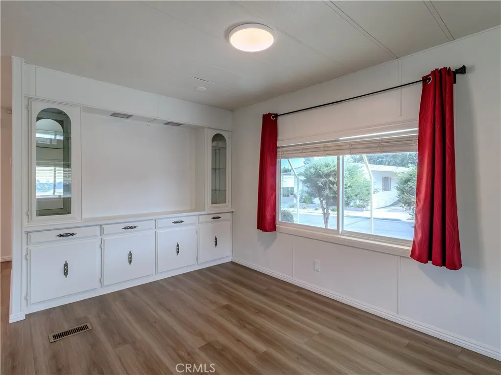 Corona, California 92882, United States, 2 Bedrooms Bedrooms, ,2 BathroomsBathrooms,Residential,Active,237640