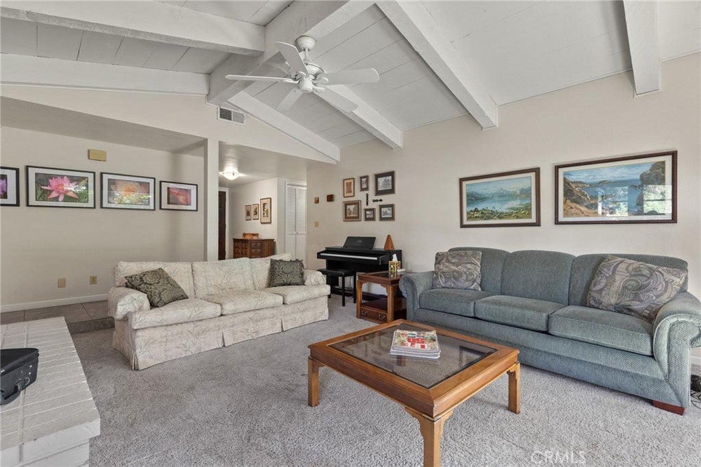 2 Northwood Commons
