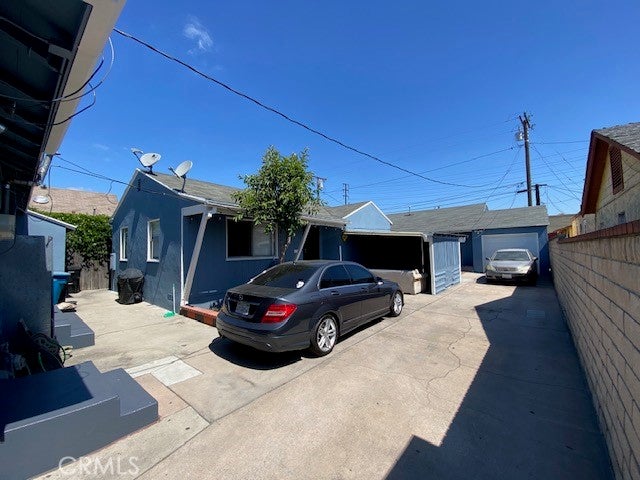 4957 E 59th Place