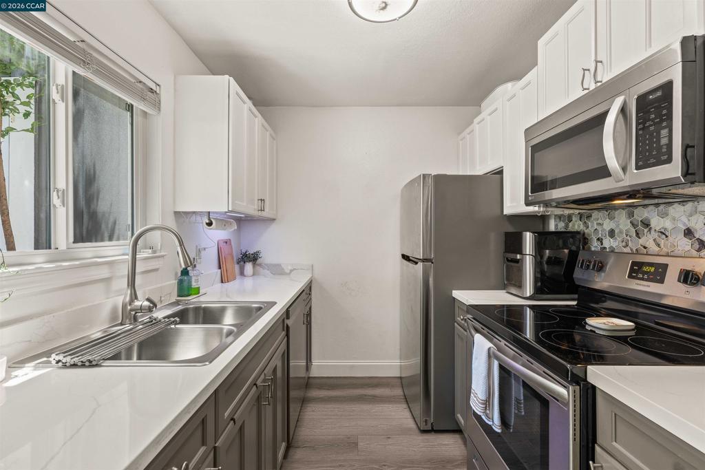 126 Muir Rd
