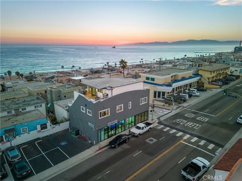 Photo of 230 40th St #1, Manhattan Beach, CA 90266 (MLS # SB26017895)