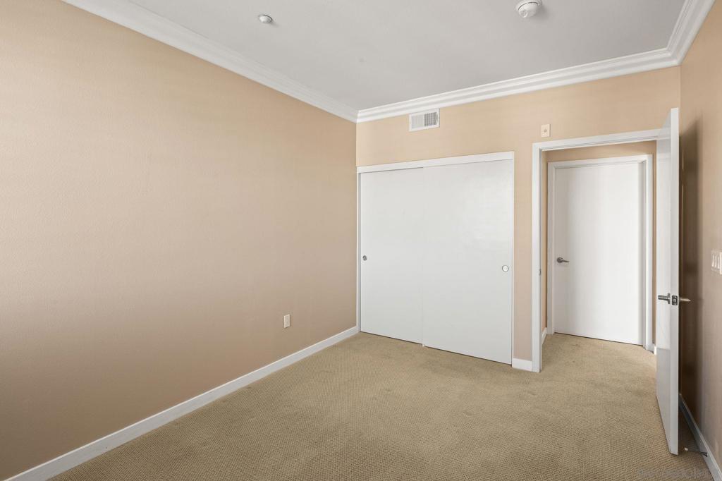 Hillcrest - Residential Lease