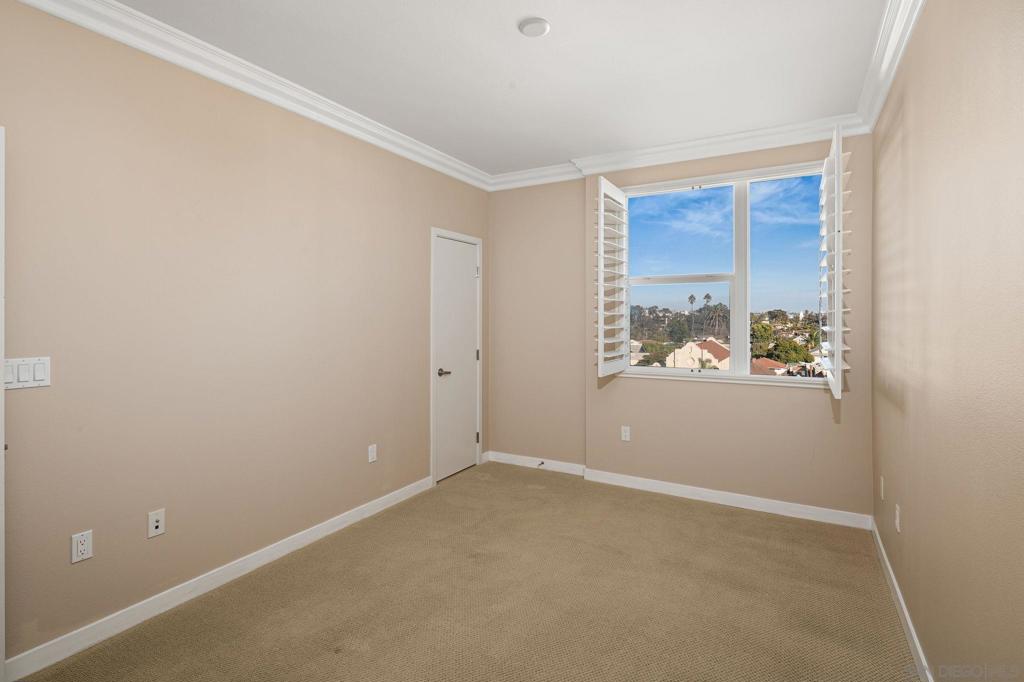 Hillcrest - Residential Lease