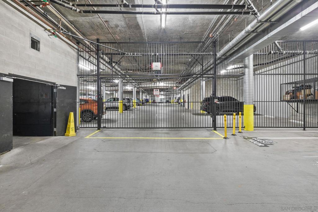 Hillcrest - Residential Lease