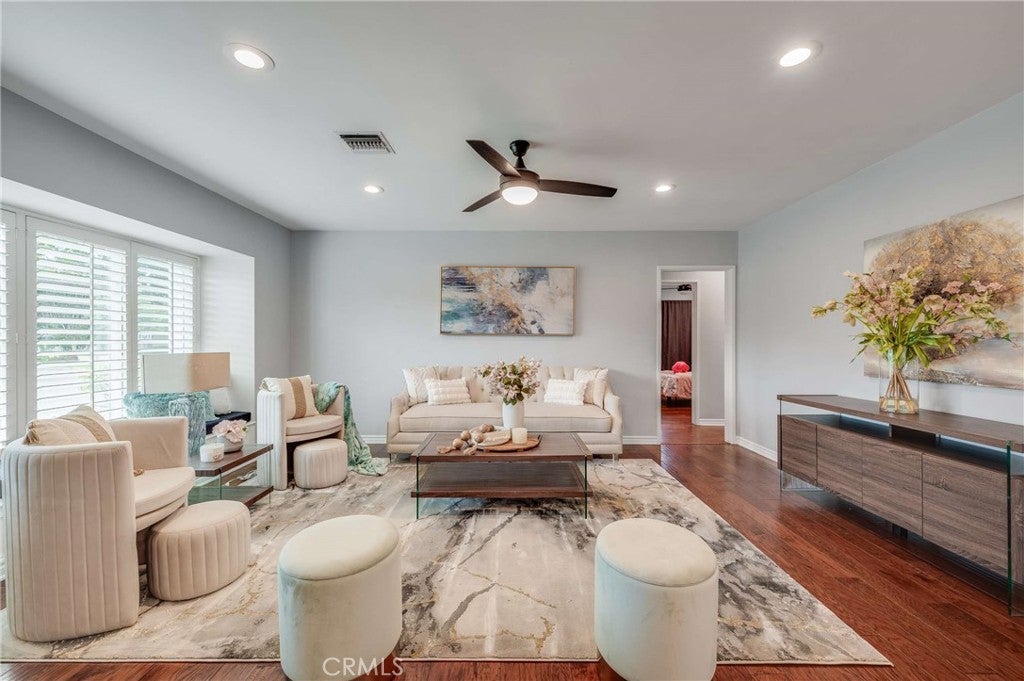 5135 E Harco