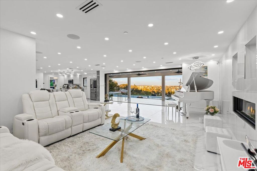 Properties 3 8600 Farralone Avenue