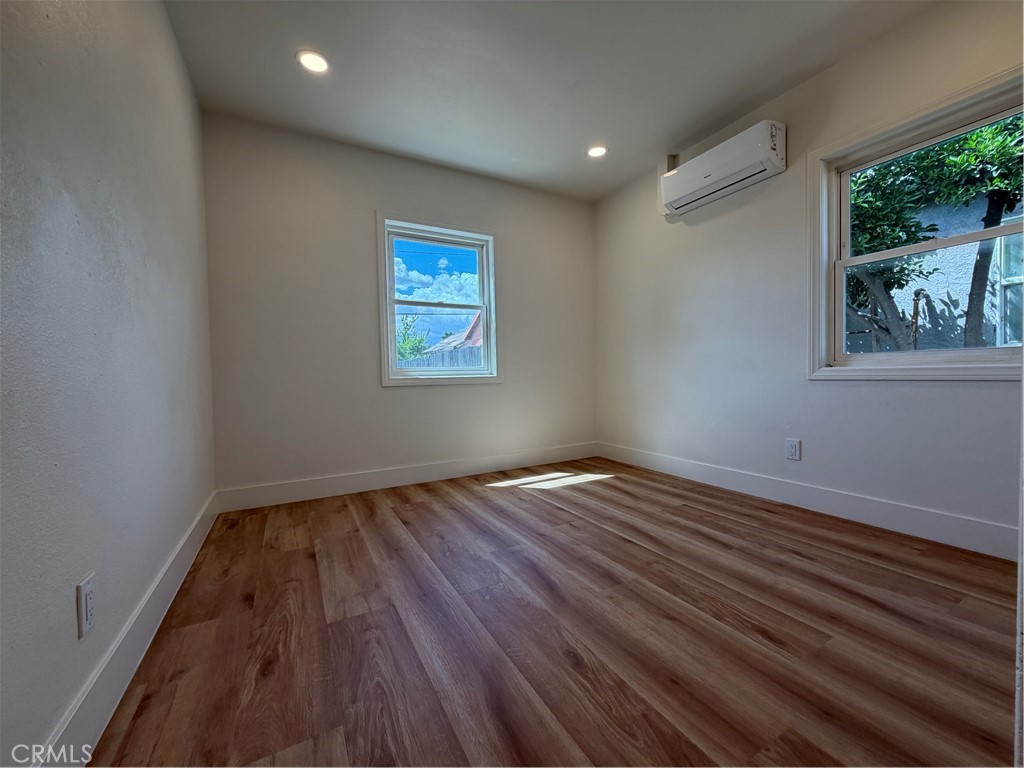9078 Hemlock