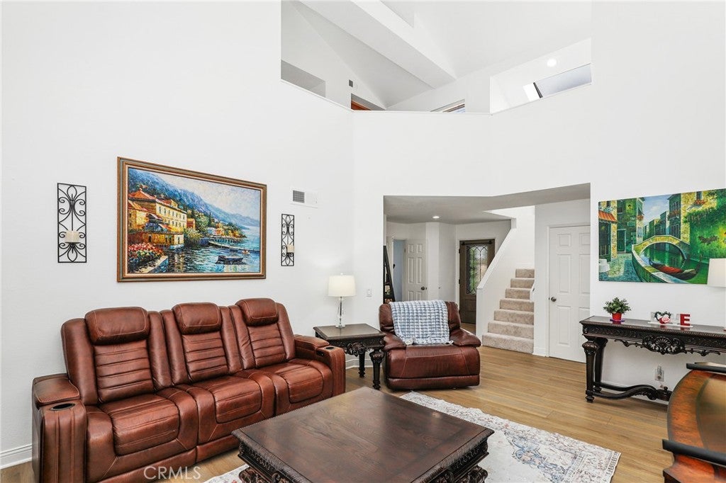 27576 Paseo Castile