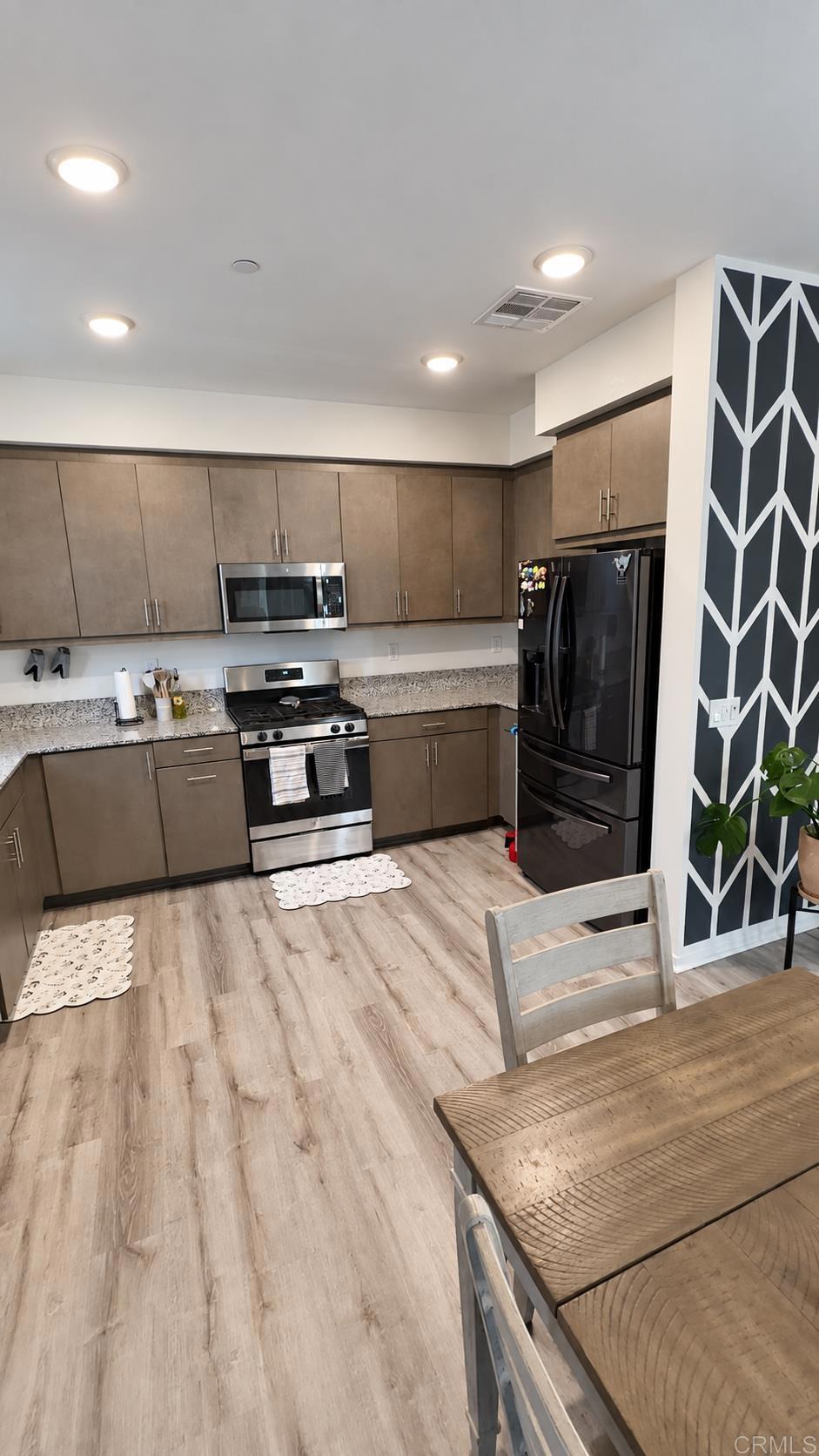 5204 Surfwalk Way 156
