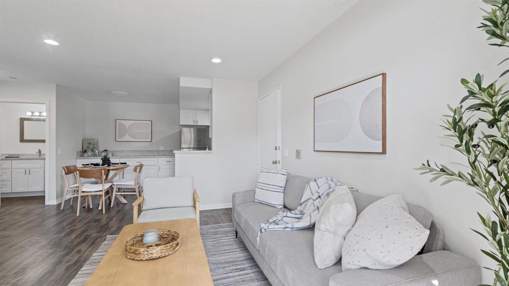 210 Woodland Parkway 138