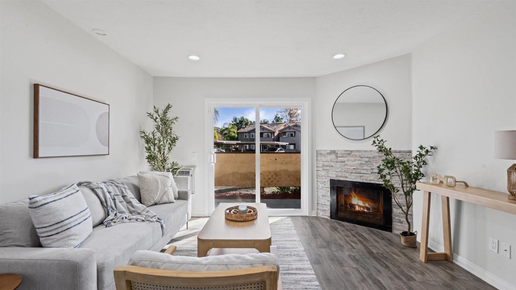 210 Woodland Parkway 138