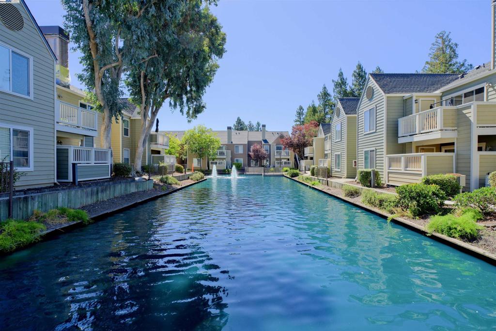 REFLECTIONS - Residential