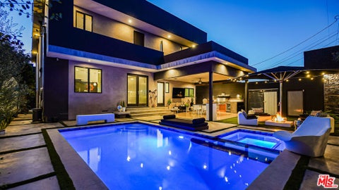 Photo of 2012 S Curson Avenue, Los Angeles, CA 90016 (MLS # 26851533)