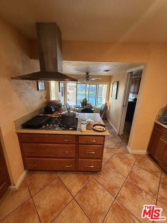 829 E Francisquito Avenue