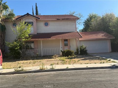 Photo of 37641 Sandra LN, Palmdale, CA 93550 (MLS # CV26127383)